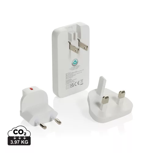 Fluxo-RCS-65W-lapos-GaN-tolto-univerzalis-csatlako