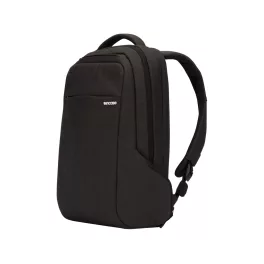 Incase-ICON-Slim-Pack-hatizsak